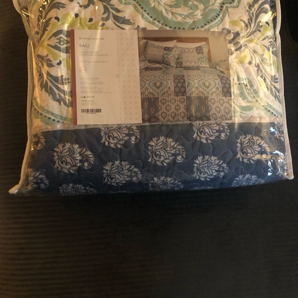 Very new in bag - Picture 3 of 9